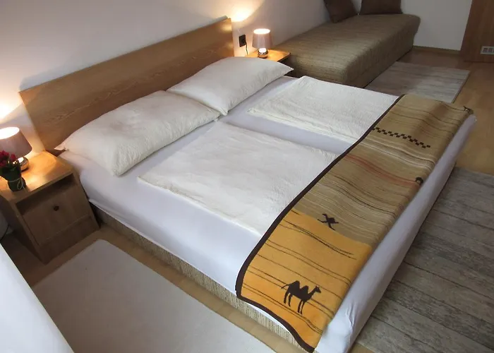 فندق مبيت وإفطار Zsuzsa Panzio