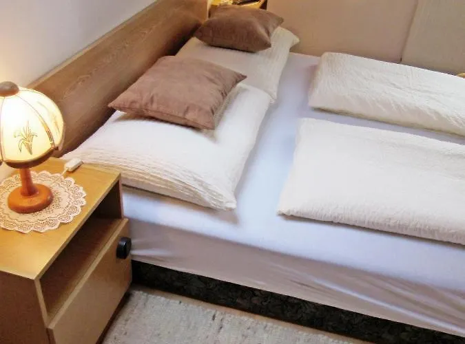 Zsuzsa Panzio فندق مبيت وإفطار