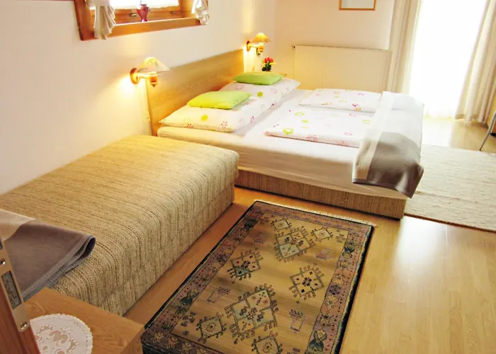 Zsuzsa Panzio ベッド・アンド・ブレックファスト